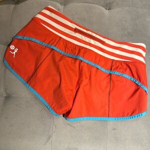 Lululemon 6 Speed Short Sea Wheeze Fearless Red Waldo Stripe Spry Blue EUC! Rare